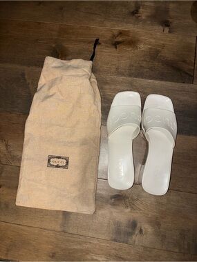Gucci Rubber Logo Slide Sandals Mystic White